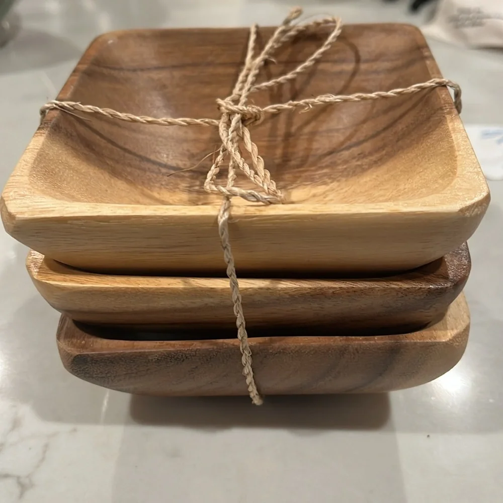 Creative Co-Op Square Acacia Wood Bowl Set/NWT